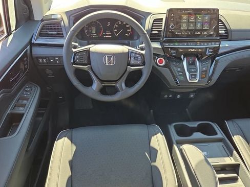 New 2026 Honda Odyssey Elite image 6