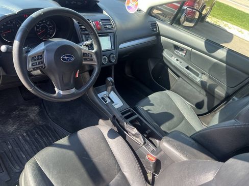 Used 2014 Subaru Crosstrek 2.0i Limited AWD/4WD image 12