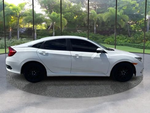 Used 2019 Honda Civic LX image 4