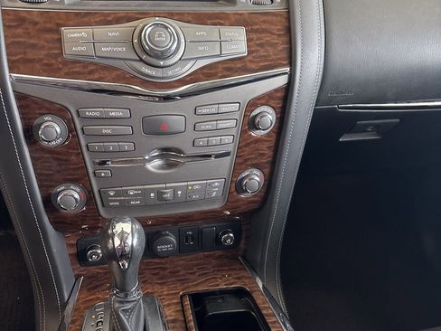 Used 2018 Nissan Armada Platinum image 2