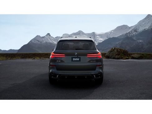 New 2026 BMW X5 sDrive40i RWD image 5