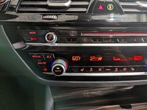 Used 2018 BMW 530i xDrive image 35