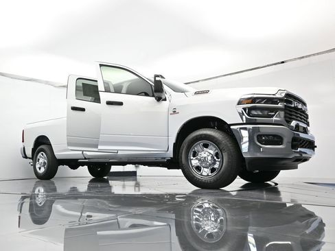 New 2026 RAM 2500 Tradesman AWD/4WD image 49