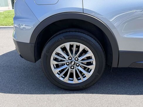 Certified 2025 Cadillac XT4 Premium Luxury FWD image 6