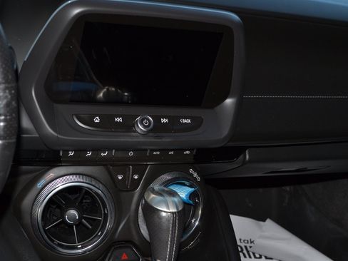 Used 2018 Chevrolet Camaro SS image 12