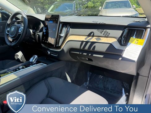 Certified 2026 Volvo XC60 B5 Plus w/ Protection Package Premier AWD/4WD image 30