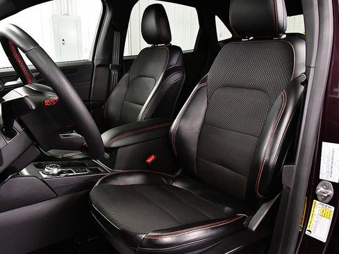 Used 2023 Ford Escape ST-Line w/ Tech Pack #1 image 28