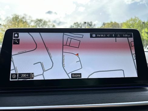 Used 2022 BMW 540i xDrive w/ Executive Package AWD/4WD image 17