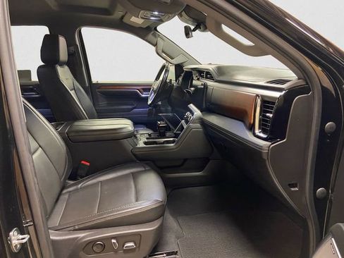 Used 2023 GMC Sierra 1500 Denali w/ Technology Package image 16