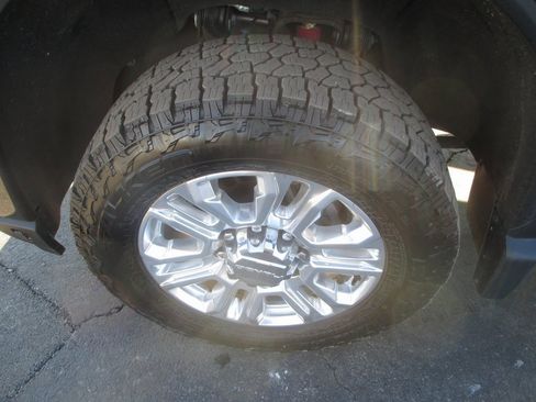 Used 2020 GMC Sierra 3500 Denali w/ Denali Ultimate Package image 14