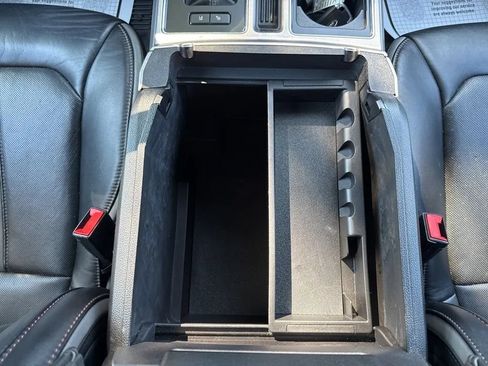 Used 2019 Ford F150 Platinum w/ Equipment Group 701A Luxury AWD/4WD image 34