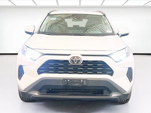 Used 2023 Toyota RAV4 XLE FWD image 2