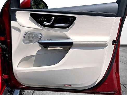 Certified 2023 Mercedes-Benz GLC 300 4MATIC image 32
