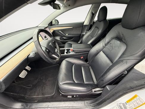 Used 2021 Tesla Model 3 Performance image 10