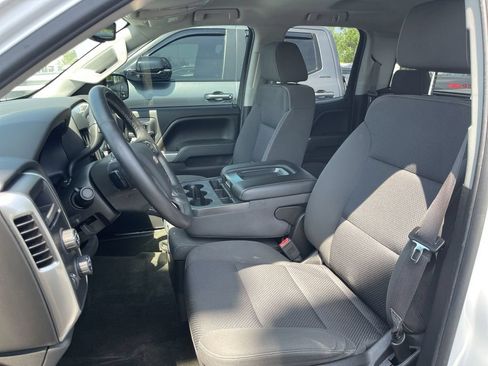Used 2017 Chevrolet Silverado 1500 LT w/ All Star Edition AWD/4WD image 7