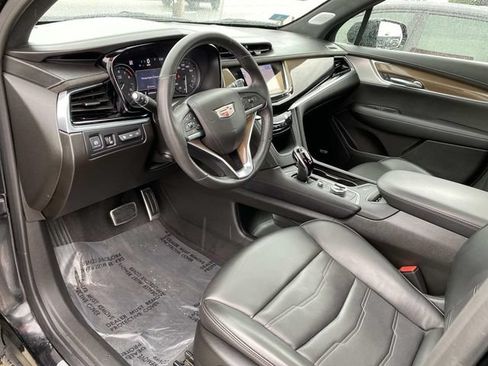 Used 2022 Cadillac XT6 Sport w/ Platinum Package AWD/4WD image 21