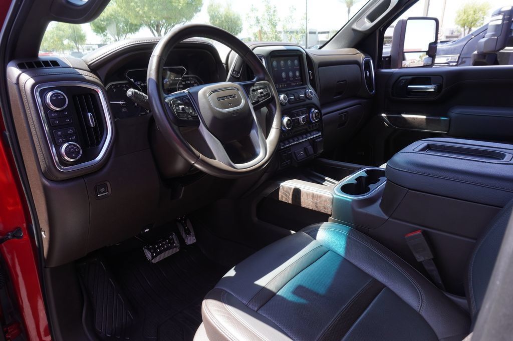Used 2022 GMC Sierra 3500 Denali AWD/4WD image 19