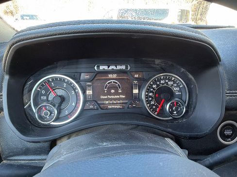 Used 2024 RAM 2500 Laramie image 29