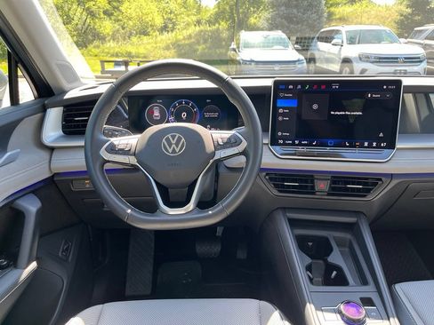 Certified 2026 Volkswagen Tiguan SE AWD/4WD image 20