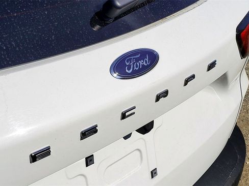 Used 2025 Ford Escape Active image 8