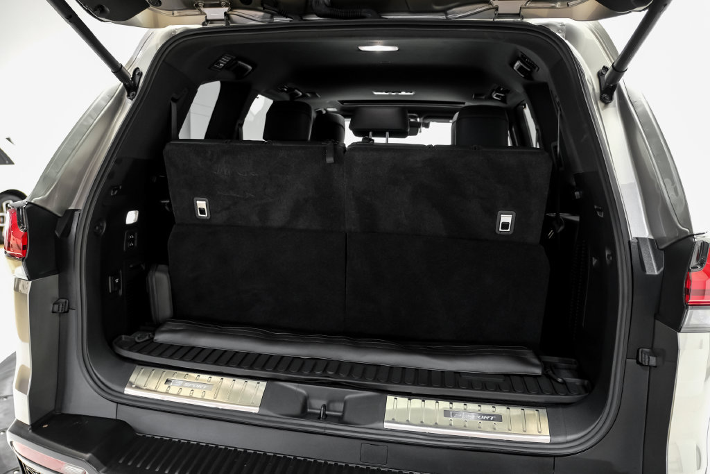 Used 2024 Lexus LX 600 F Sport AWD/4WD image 59
