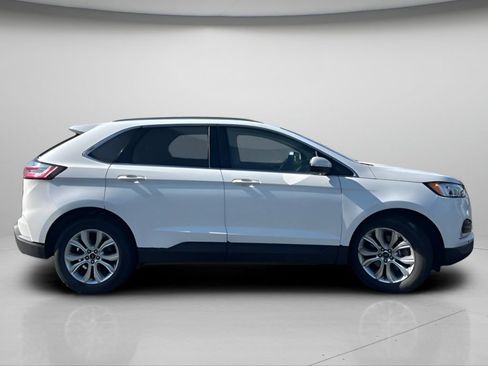 Used 2020 Ford Edge Titanium AWD/4WD image 4