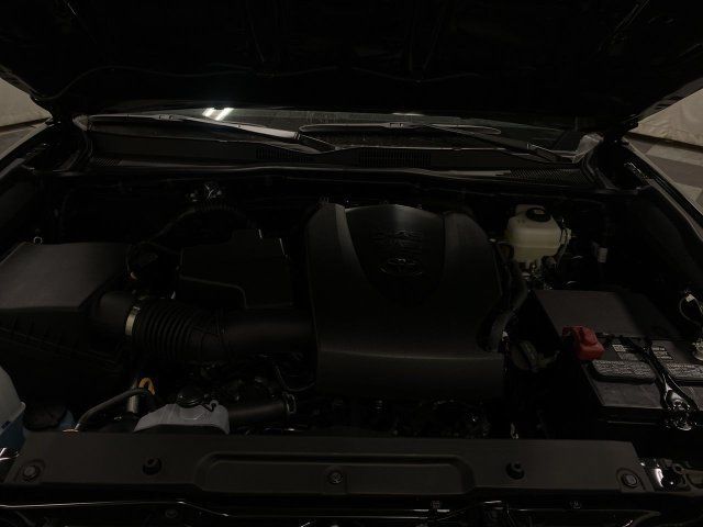Used 2023 Toyota Tacoma TRD Off-Road AWD/4WD image 16