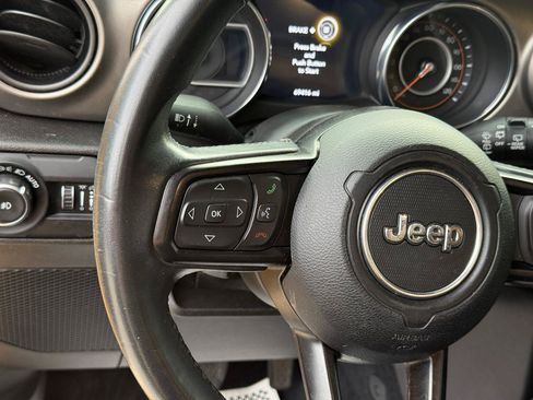 Used 2019 Jeep Wrangler Sport AWD/4WD image 26