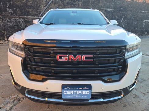 Used 2021 GMC Acadia SLT image 2