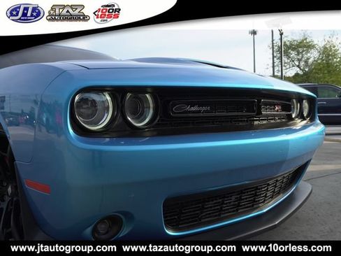 Used 2019 Dodge Challenger R/T Scat Pack w/ 1320 Drag Pack RWD image 5