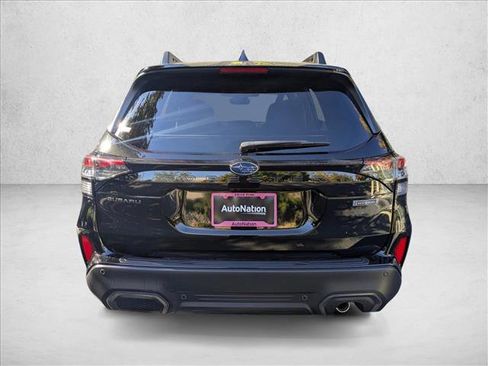 Used 2025 Subaru Forester Limited AWD/4WD image 8