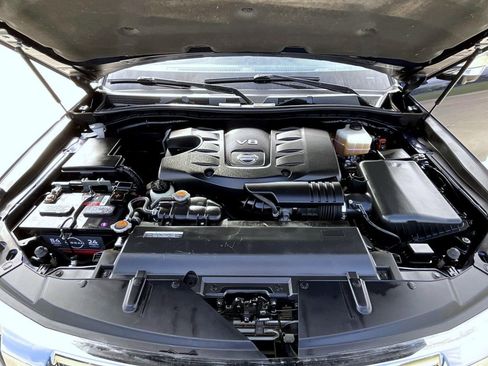 Used 2019 Nissan Armada Platinum w/ Captain's Chairs Package image 27