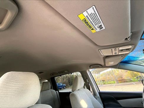 Used 2013 Honda Odyssey EX image 14