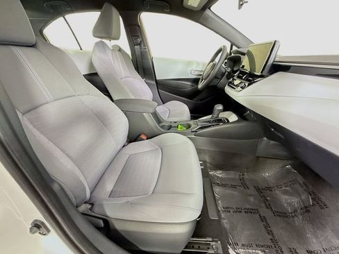 Certified 2026 Toyota Corolla SE image 25