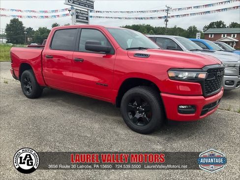 Used 2025 RAM 1500 Tradesman w/ Night Edition AWD/4WD image 3
