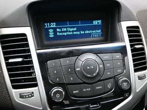 Used 2014 Chevrolet Cruze LT FWD image 19