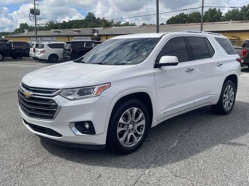 Used 2020 Chevrolet Traverse Premier AWD/4WD image 9