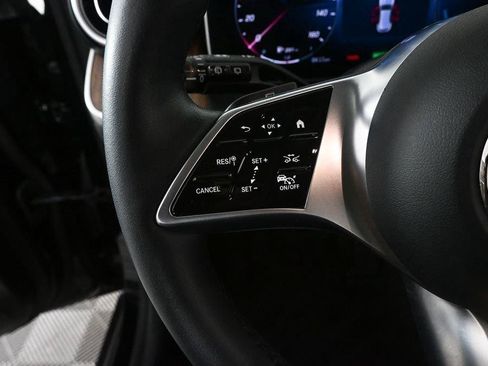 Certified 2025 Mercedes-Benz GLC 350e 4MATIC image 11