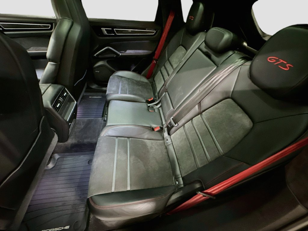 Certified 2021 Porsche Cayenne GTS AWD/4WD image 25