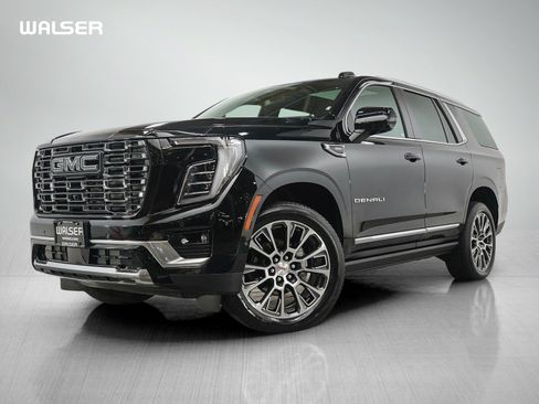 Used 2025 GMC Yukon Denali w/ Sun & Power Step Package AWD/4WD image 1