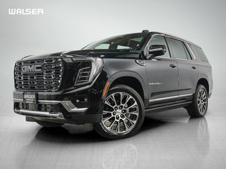 Used 2025 GMC Yukon Denali w/ Sun & Power Step Package AWD/4WD video 1