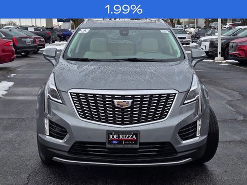 Used 2023 Cadillac XT5 Premium Luxury FWD image 2