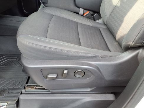 Used 2024 Chevrolet Silverado 3500 LT w/ Convenience Package image 23