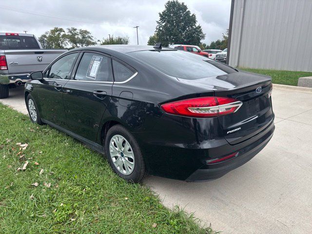 Used 2020 Ford Fusion S FWD image 2