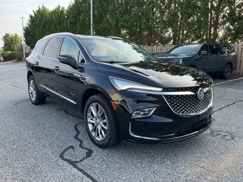 Used 2023 Buick Enclave Avenir w/ Avenir Technology Package FWD image 3
