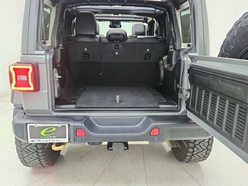 Used 2023 Jeep Wrangler Rubicon 392 w/ Xtreme Recon 35" Tire Package image 14