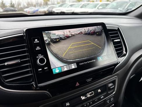 Certified 2024 Honda Ridgeline TrailSport image 23