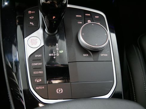 Used 2024 BMW X4 M40i AWD/4WD image 29