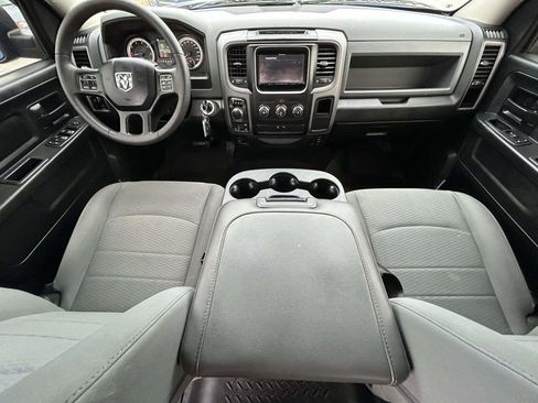 Used 2018 RAM 1500 Express w/ Express Value Package AWD/4WD image 12