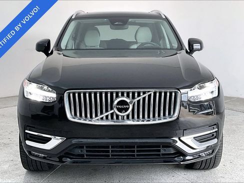 Used 2024 Volvo XC90 B6 Ultimate w/ Protection Package Premier AWD/4WD image 3